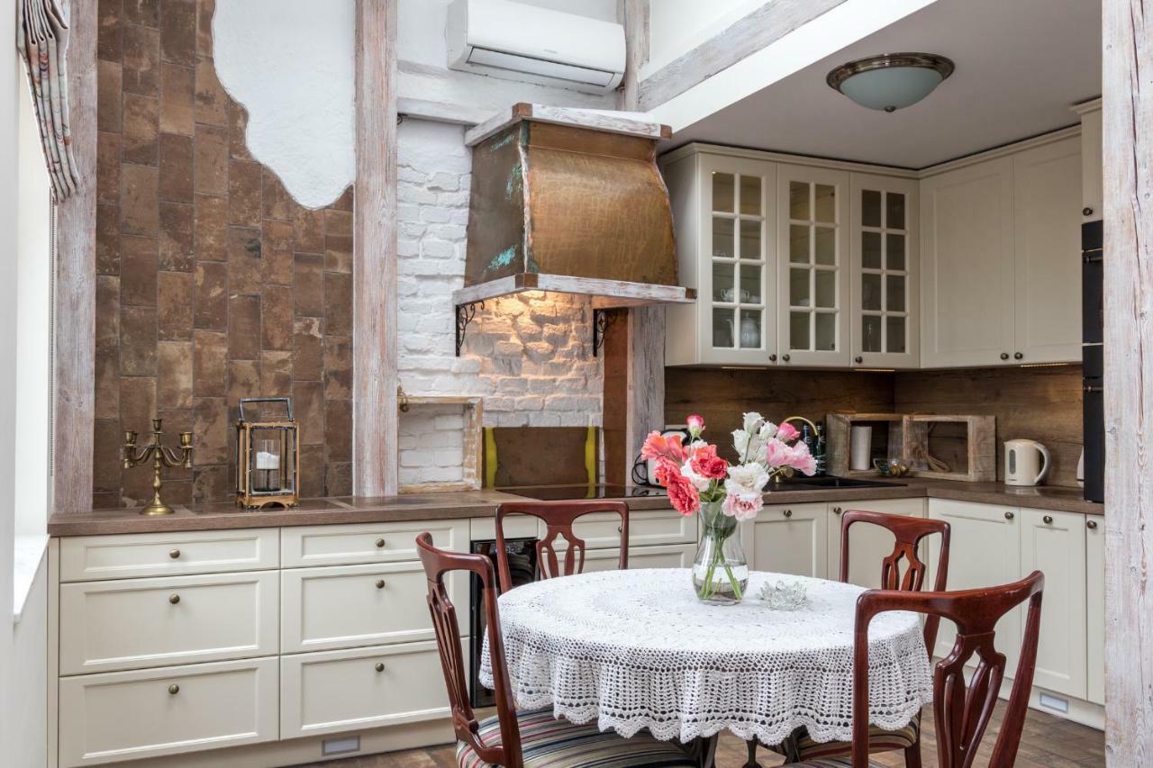 Cheerful Air Conditioned Apartment With Mezzanine And Parking - Old Town クラクフ エクステリア 写真