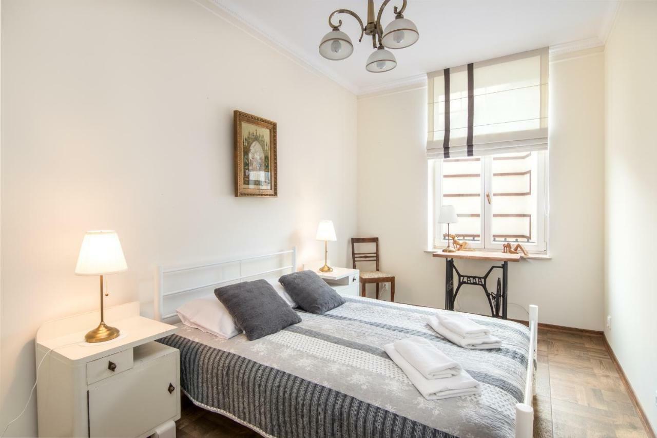 Cheerful Air Conditioned Apartment With Mezzanine And Parking - Old Town クラクフ エクステリア 写真
