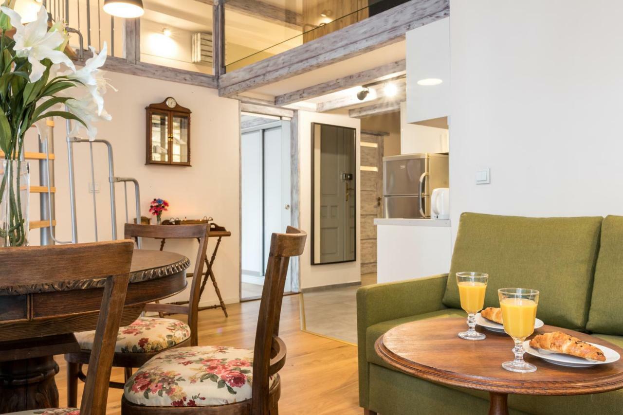 Cheerful Air Conditioned Apartment With Mezzanine And Parking - Old Town クラクフ エクステリア 写真