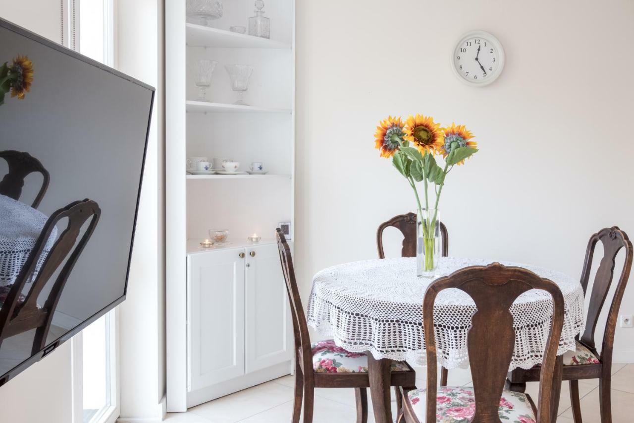 Cheerful Air Conditioned Apartment With Mezzanine And Parking - Old Town クラクフ エクステリア 写真