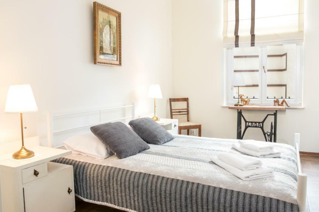 Cheerful Air Conditioned Apartment With Mezzanine And Parking - Old Town クラクフ エクステリア 写真
