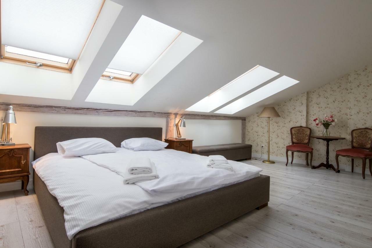 Cheerful Air Conditioned Apartment With Mezzanine And Parking - Old Town クラクフ エクステリア 写真